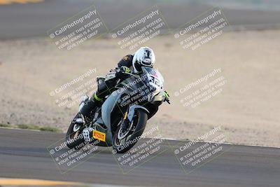 media/Sep-24-2022-CVMA (Sat) [[a45f954247]]/Race 15 500 Supersport-350 Supersport/